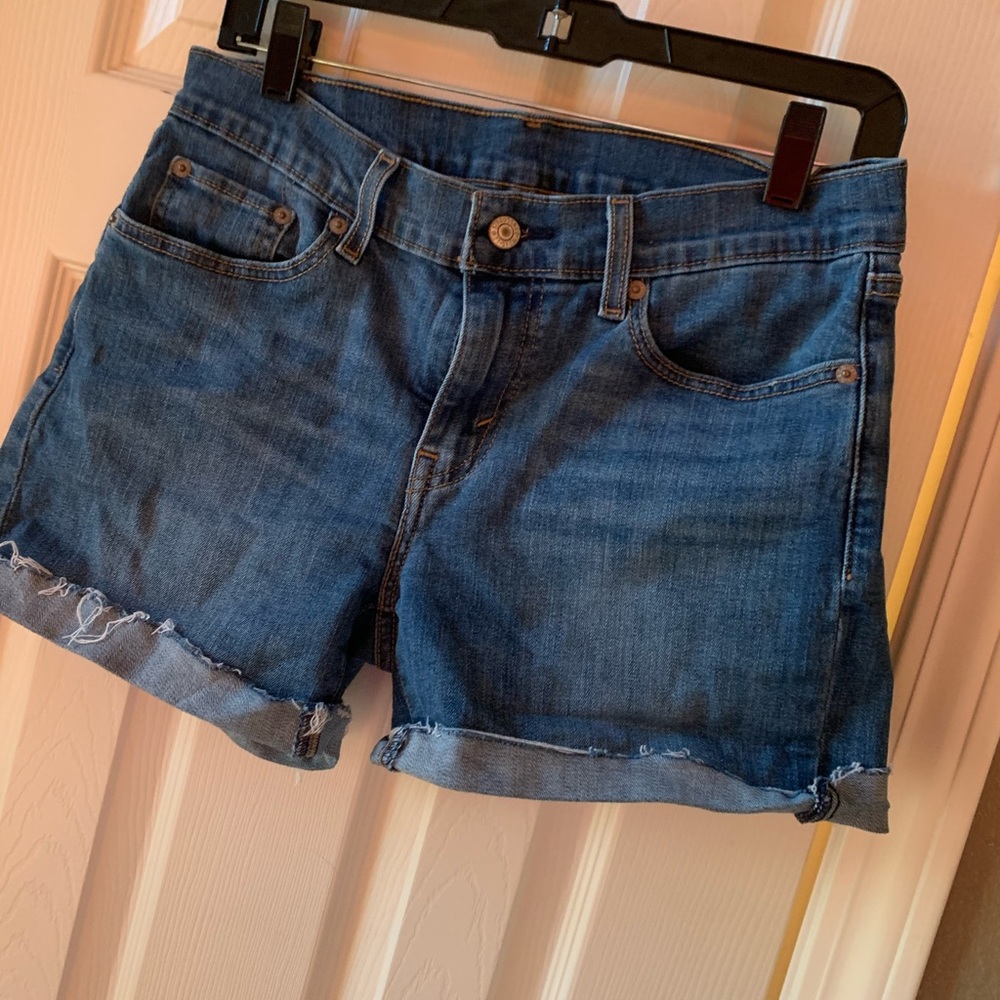 Levi’s shorts